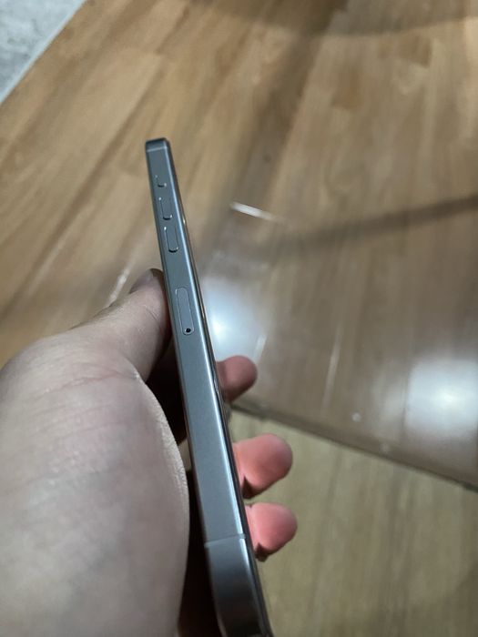 Iphone 16 pro max 256 Gb идеал