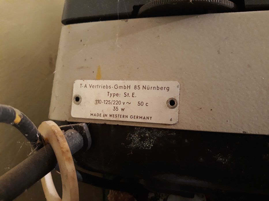 Masina de scris electrica