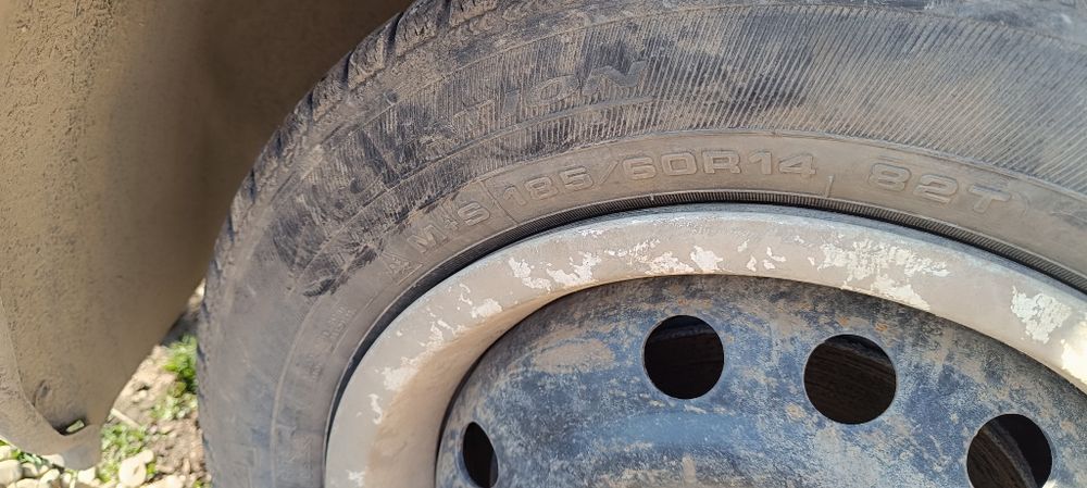 Vând roti 4*100 .Opel .Wv .Scoda M+S folosite 1 an