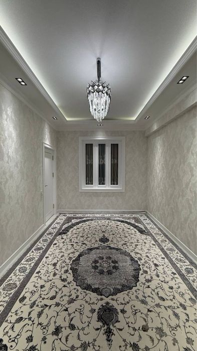 Продается 2 ком. Квартира площадью 43 кв.м. По ул. Рудаки на 1 этаже