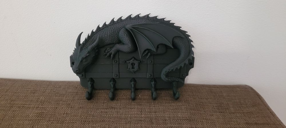 Suport Chei Dragon Decorativ – Imprimat 3D