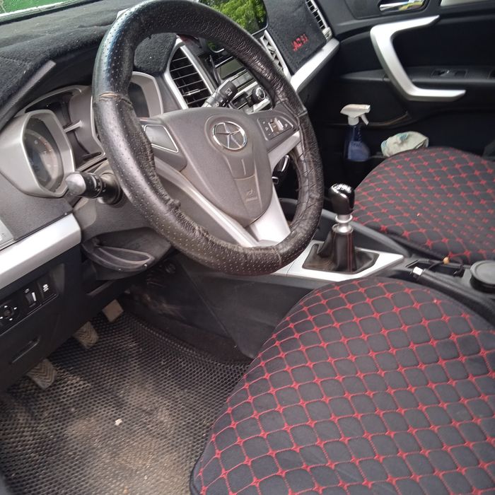 Продам JAC S3 в хорошем состоянии!