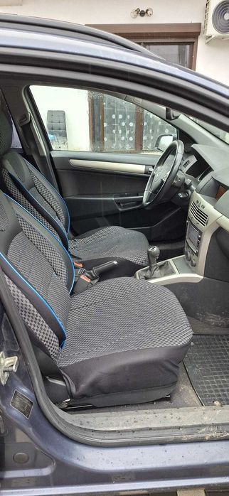 Vând Opel preț bun