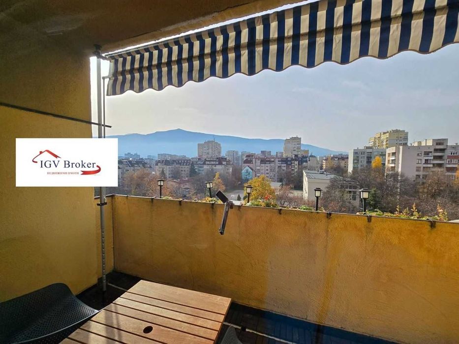 Тристаен апартамент в жк Стрелбище