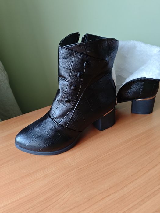 Продам полусапожки