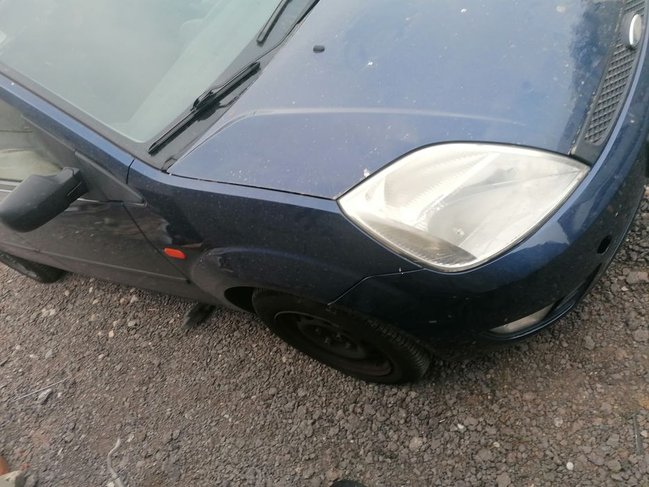 Bara capota aripa far usa haion Ford Fiesta