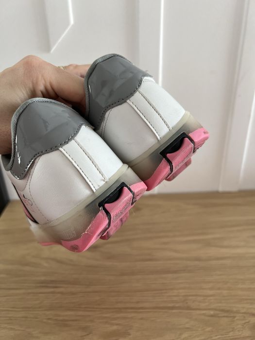 Breezy Rollers cu lumini marimea 30