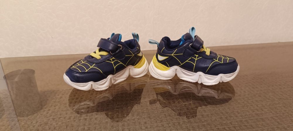 Кросовки и сандалитдля мальчика