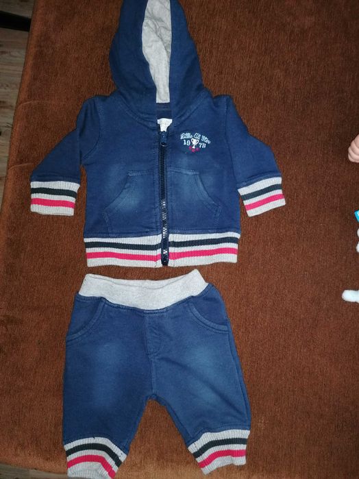 Дрешки за бебе момче(унисекс) от 0 - 3 м.