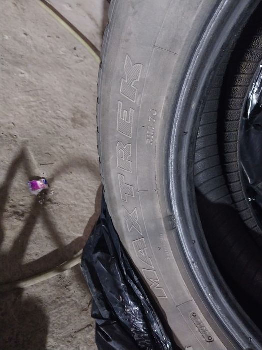 Продам шины на р18