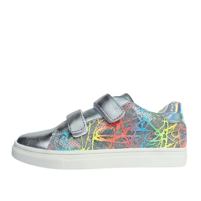 Нови! Детски сникърси р-ри 32 до 36