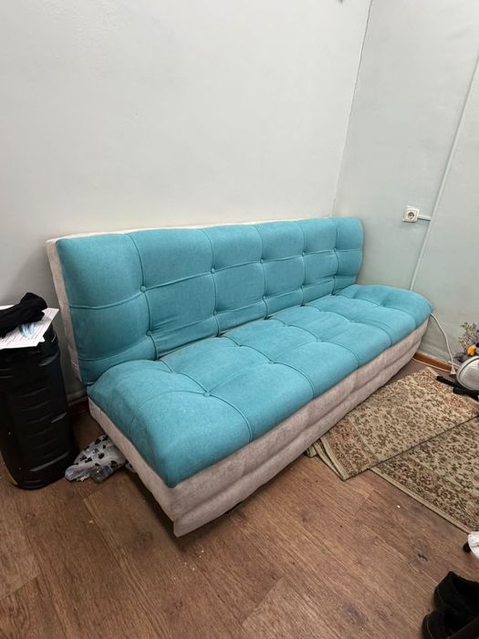 Продам диван и прихожую