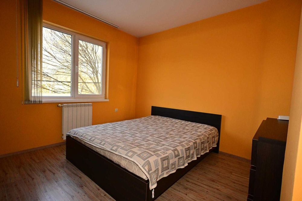 Дава се под наем Тристаен апартамент в Перник, Димова махала - 96 кв.м за 459 € - Снимка #11