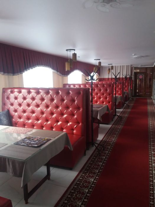 Мебель для кафе баров и ресторанов