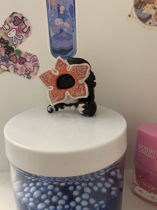 Обменяю фигурки Очень Странных Дел