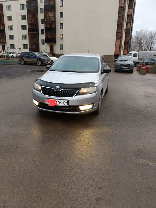 Продам машину срочно