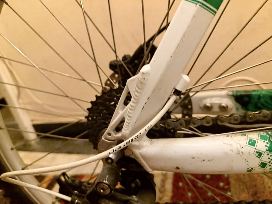 Планински Скот 26 бяло