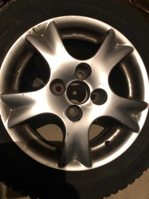 Roți cu anvelope de iarnă