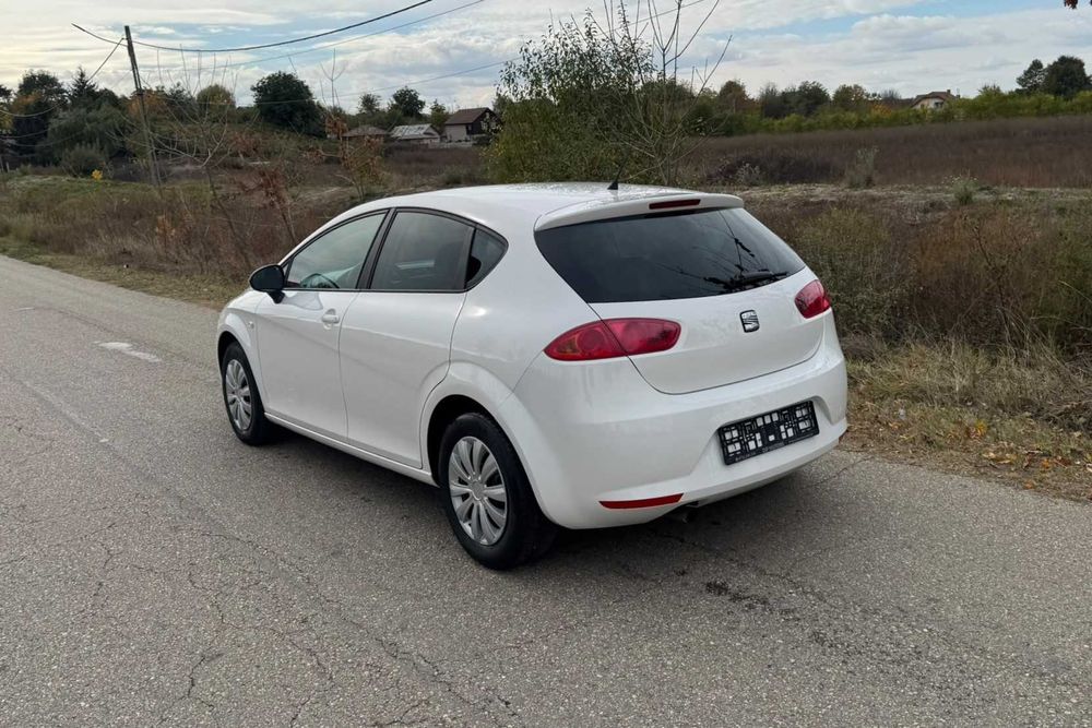 SEAT Leon 2012 — imagine 11