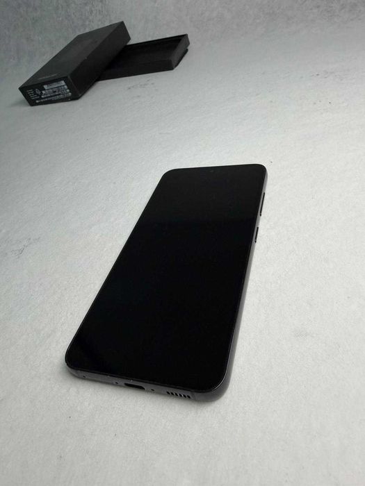 Samsung Galaxy S23 -256gb - 8gb ram