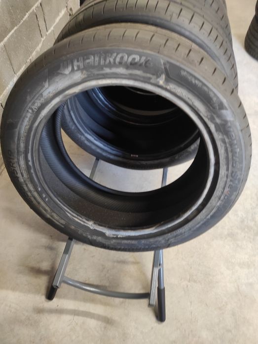 255/45/19 Hankook