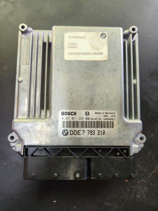 Компютър бмв е60 3.0д 218