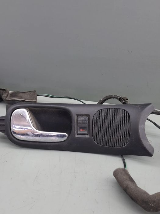 Maner deschidere din interior usa stanga 8D1-837-019 Audi A4 1998