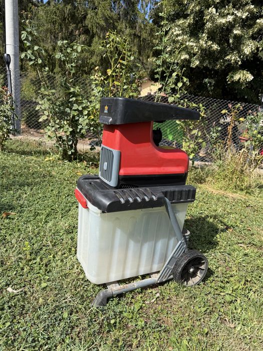 Валцова самопридърпваща дробилка 2500W 40mm