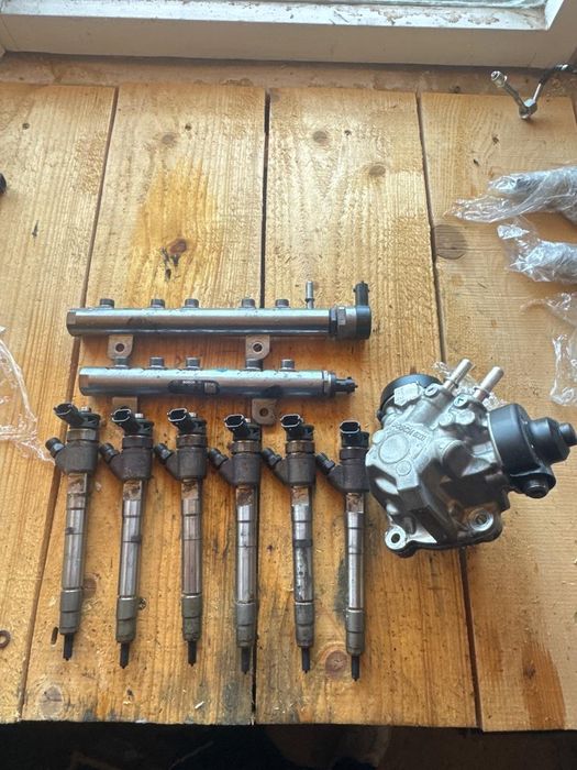 Kit/Set De Injectie Combustibil Jeep Grand Cherokee 3.0Crd 2010-2024 -> 0445110523