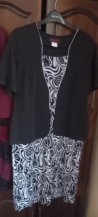 Продавам Нови Рокли Мл Хл и Ххл