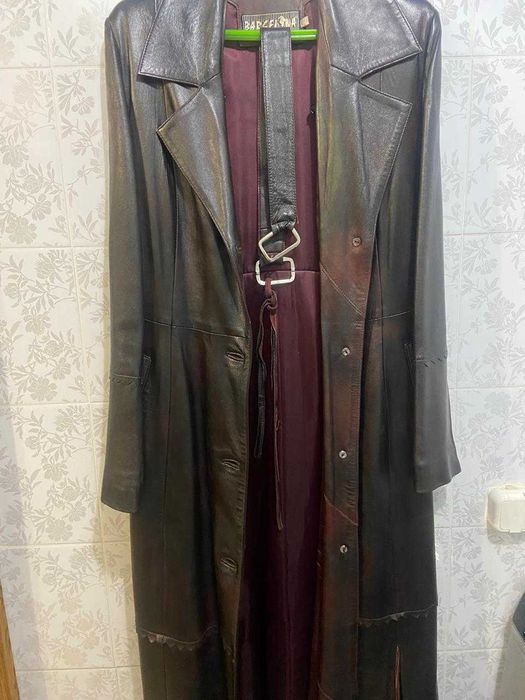 Кожаный  плащ женский (длинный)