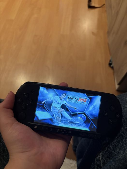 PSP 1004 PS portable modat