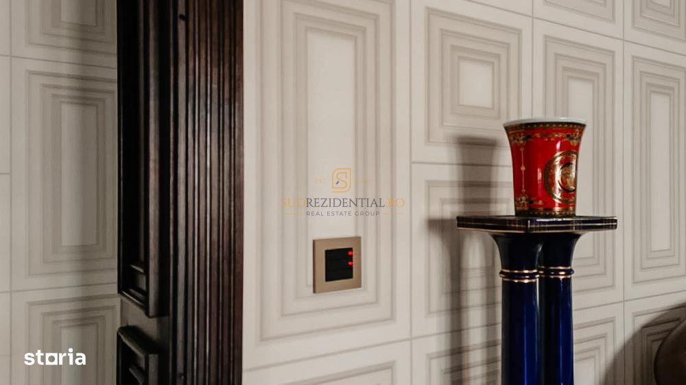 Apartament exclusivist tip duplex, 7 camere + curte, zona Parcul Carol