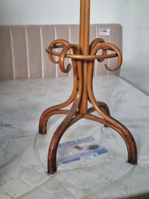 Vand cuier pom lemn masiv