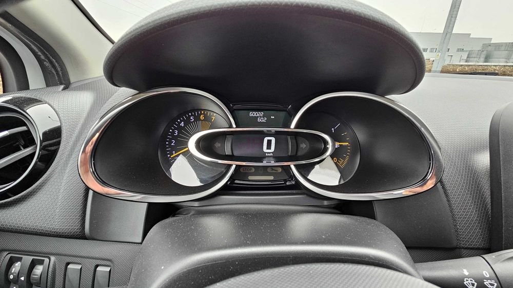 Vand Renault CLIO 4, 1.2 L, 75 CP, Benzina
