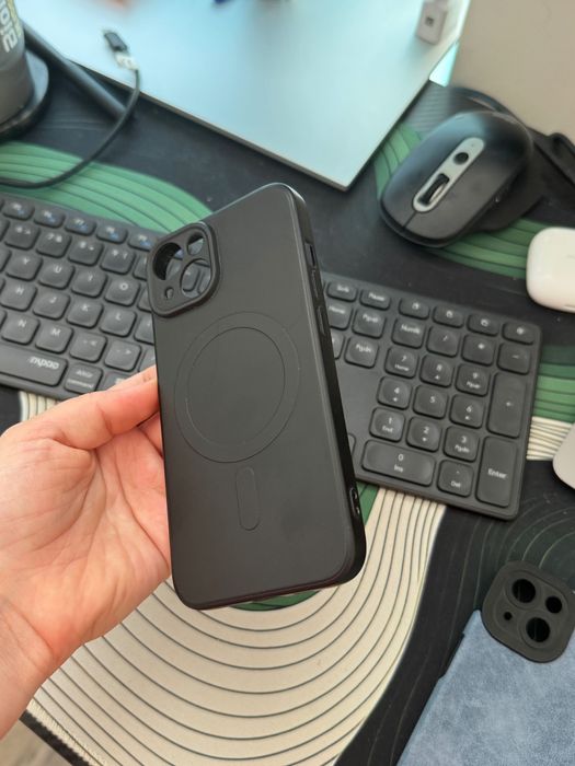 Кейсове за IPhone 13