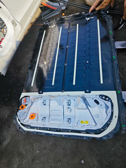 Батерия Panasonic 21700 за Tesla model 3 2021 от кола 35 000км Тесла