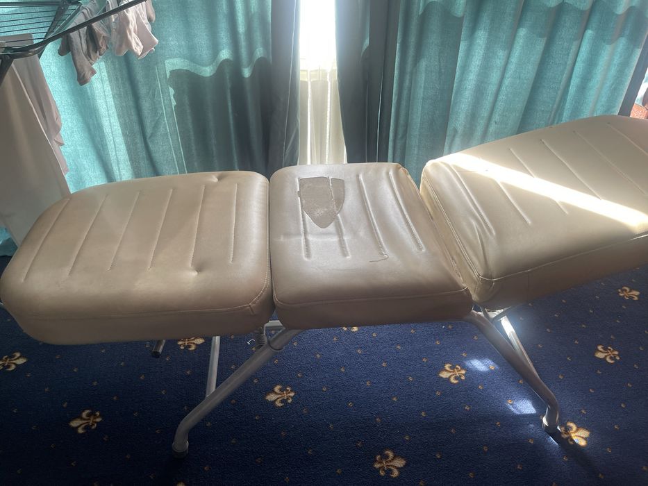 кушетка с стульчиком