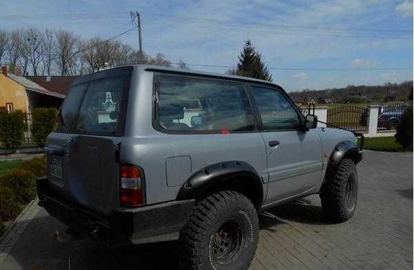 НОВИ ! Уширители / Раздувки за калници Nissan Patrol Y61 къса база