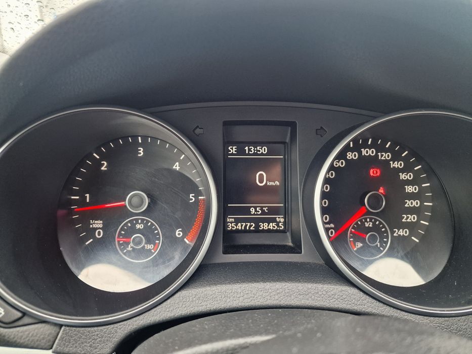 Volkswagen Golf 6 | 1.6 TDI | 2011 |