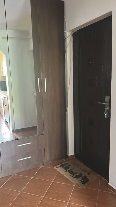 Inchiriere apartament 2 camere Nicolina 1