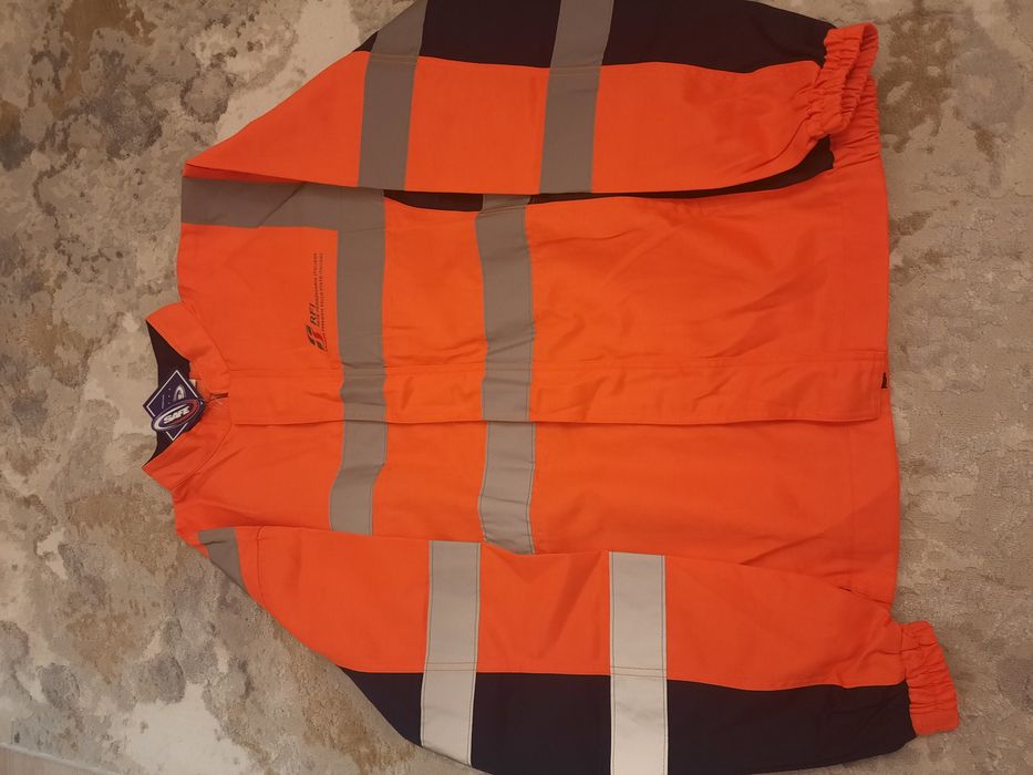 Geaca de santier noua, marimea XL