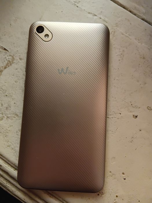 Wiko telefon sotiladi