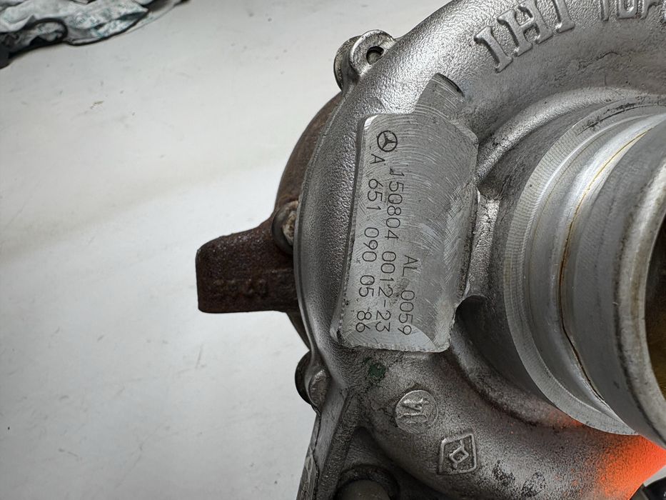 Turbo Turbosuflanta Mercedes Benz A B CLA Class A6510900586 / C117 W117 A117 W176 / Turbo CLA / Turbo A651