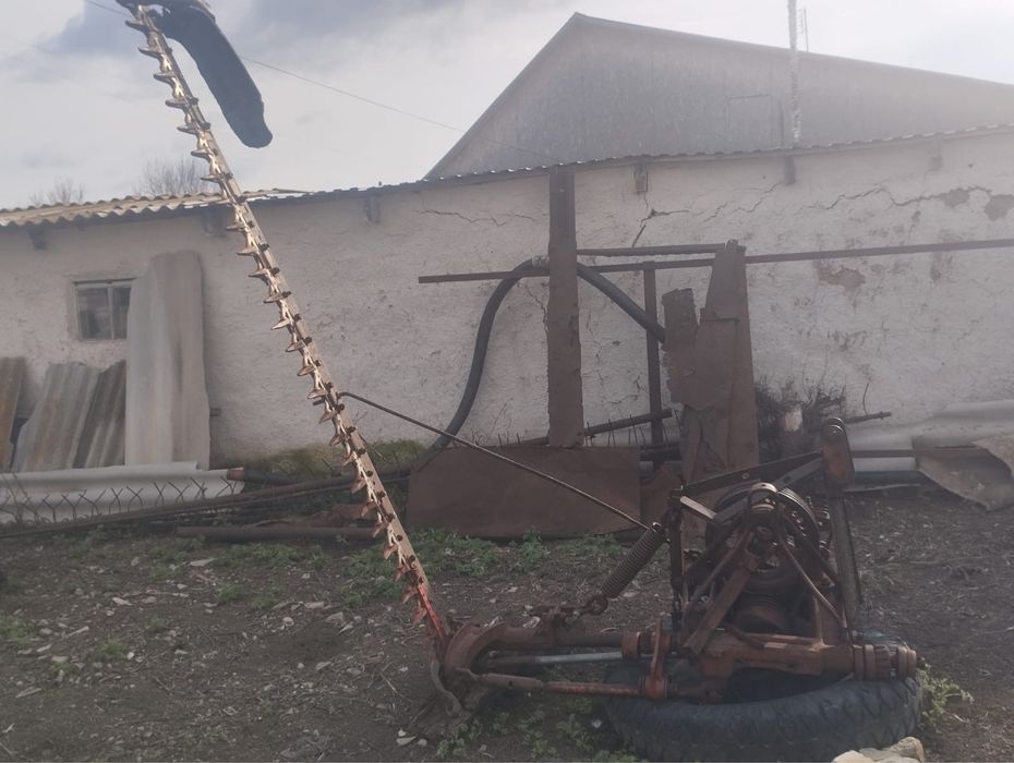 Продам трактор, телегу, косилку