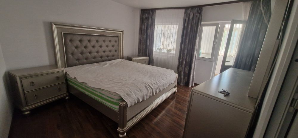 Apartament modern cu 3 camere  spre închiriere