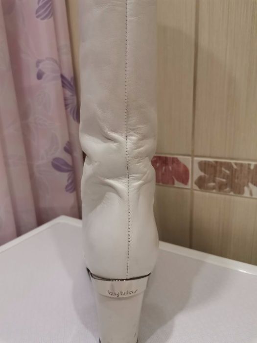 Продам зимние сапоги