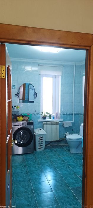 Продам квартиру 90 КВ.м. .