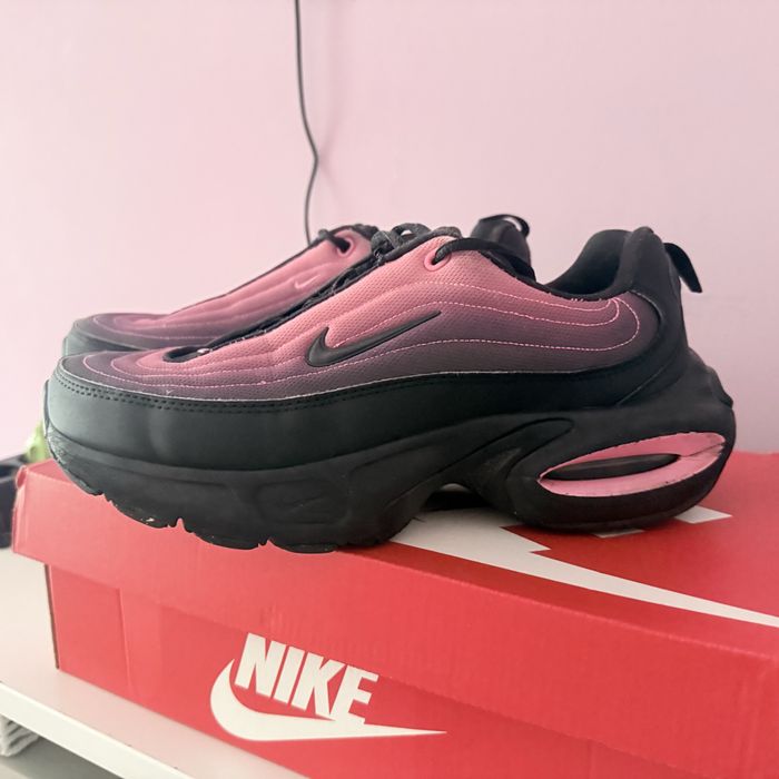 Маратонки Nike Air Max Portal Черно Розово 39