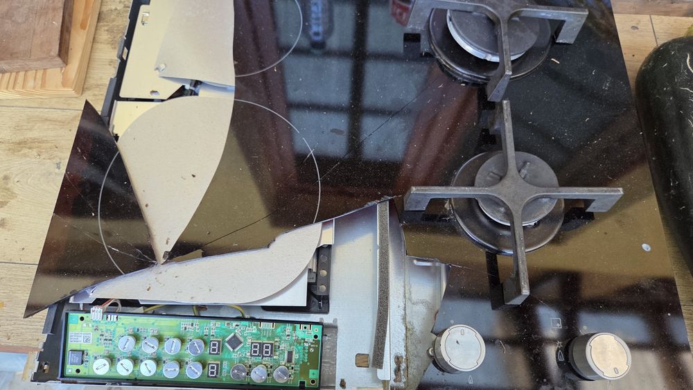 Plita inductie hibrid Electrolux